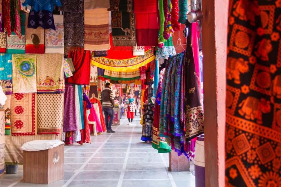 Jaipur Tour ( Pink City ) by Car From Delhi - All Inclusive - Price and what you get for around $21