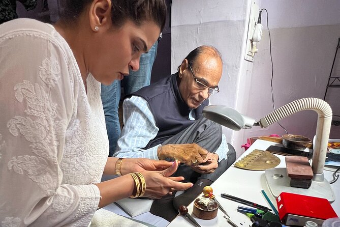 Meenakari Enamelling Experience on Silver Jewellery in Jaipur - The Take-Home Pendant and the 3-Day Meenakari Timeline