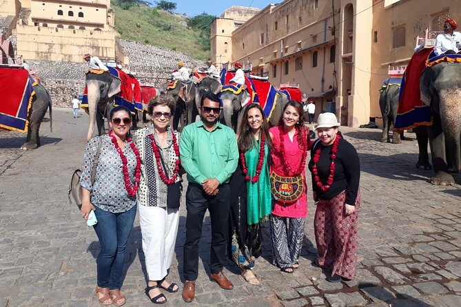 Private day tour of Jaipur with Driver and Guide - Price and what you actually get for $60
