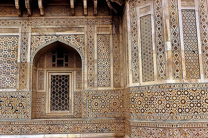 Private Day Trip to Taj Mahal & Agra From Jaipur - Agra Fort in 60 minutes: why this hour works