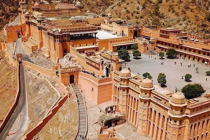 Private Full Day Jaipur Sightseeing Tour By Tuk Tuk - The driver experience is the real differentiator