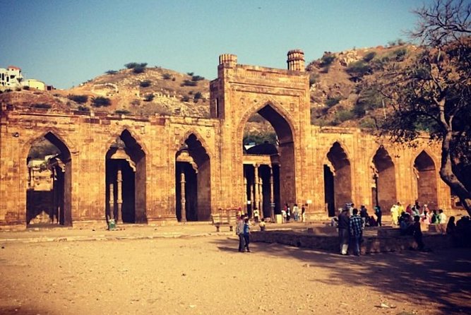 Private Full Day Jaipur Sightseeing Tour By Tuk-Tuk (Rickshaw) - The Pink City lanes, artisans, and street food breaks