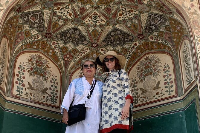 Private Guided City Tour of Jaipur - Hawa Mahal road views: photo stop first, no ticket stress