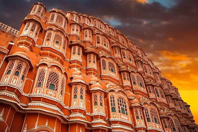 Private Guided Jaipur Tour: Amber Fort,City Palace, Water Palace - Amber Fort: Sheesh Mahal, Saffron Garden, and the Big Views