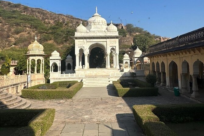 Private Jaipur City Tour by Tuk Tuk Or Car - Price and what you may still need to pay