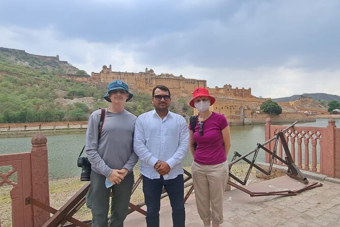 Private Jaipur Day Tour with Driver and Guide- All Inclusive - Amber Palace and Jaigarh Fort: the hilltop power duo