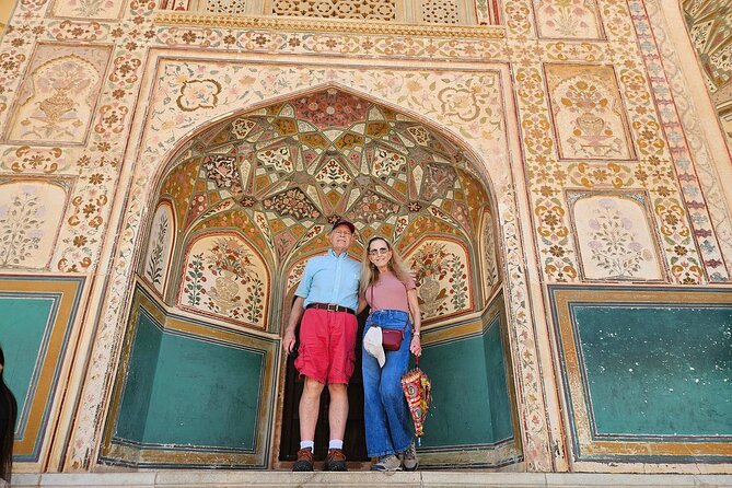 Private Jaipur Half-Day: Amber Fort, Stepwell, Jal Mahal & Gaitor - A tight, private half-day route across Jaipur highlights