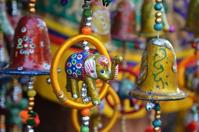 Private Jaipur Half-Day Shopping Tour - Akee International: cashmere and pashmina near Amber Fort