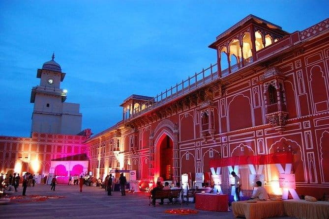 Private Jaipur Half-Day Shopping Tour - Channi Carpets & Textiles: chai, cookies, and carpet browsing time