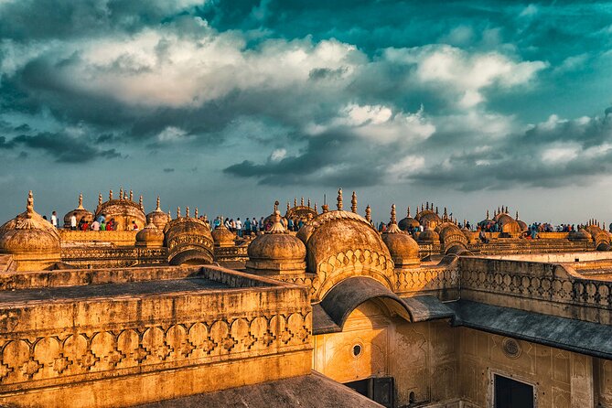 Private Jaipur Night Tour with Nahargarh Sunset Views - The Night Streets of Jaipur: Markets, Shops, and a Short Breather