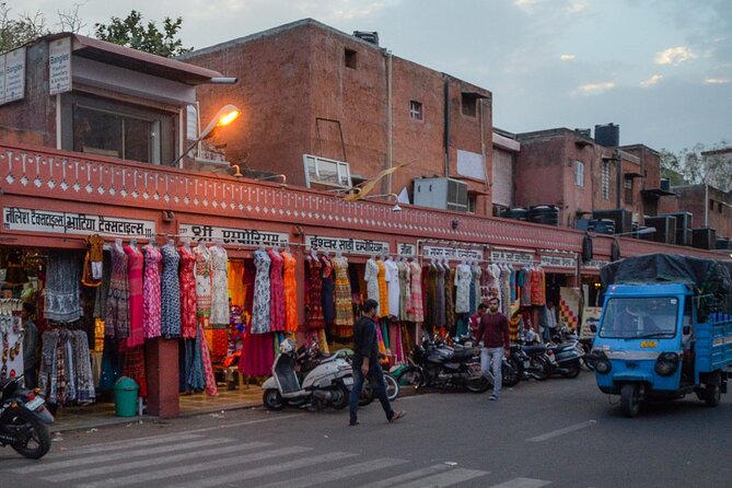 Private: Jaipur Shopping Tour By Tuk Tuk - What you’ll shop for in Jaipur markets, and where time goes