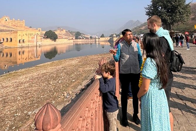 Private Jaipur Tour with Guide & All Entry Tickets - Jantar Mantar: making sense of nineteen instruments and a big sundial