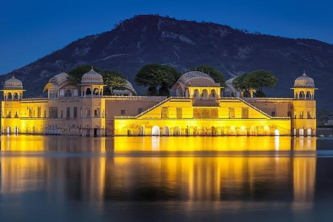 Private Overnight Jaipur City Tour from Delhi - What to pack, and how to stay comfortable for both days