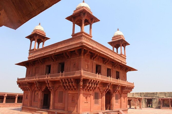 Private Taj Mahal and Fatehpur Sikri Day Trip from Jaipur - Agra Fort in one hour: red sandstone, power, and quick strategy
