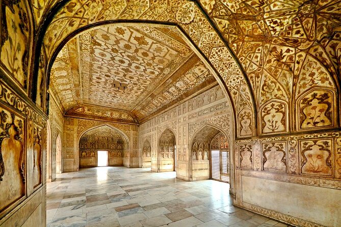 Private Taj Mahal and Fatehpur Sikri Day Trip from Jaipur - Fatehpur Sikri: why the abandoned capital hits differently