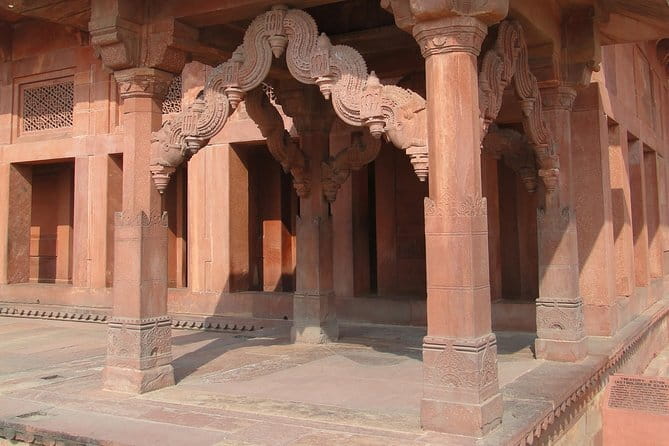 Private Taj Mahal And Monuments Tour From Jaipur By Car - Price and Value: What You Get for About $30 Per Person