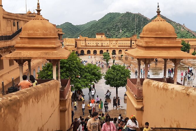 Private tour of Jaipur with Driver and Guide - Ride comfort and day flow: pickup, mobile tickets, and bottled water