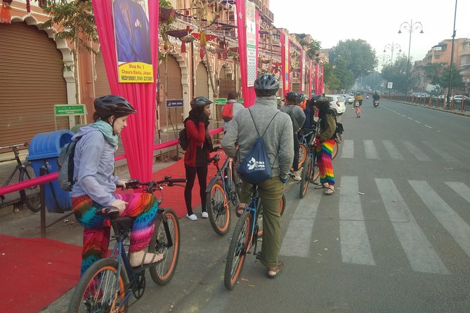 Small-Group Early Morning Pink City Bike Tour - Biking with a guide: fast orientation, less wandering